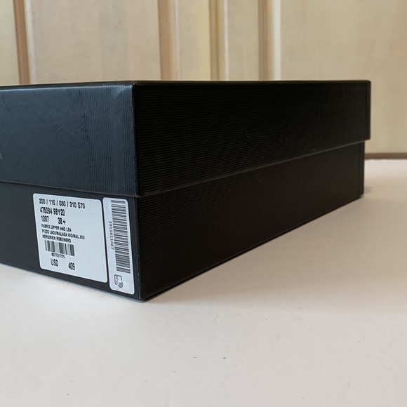 Gucci EMPTY Shoe Box • Authentic - Picture 4 of 12